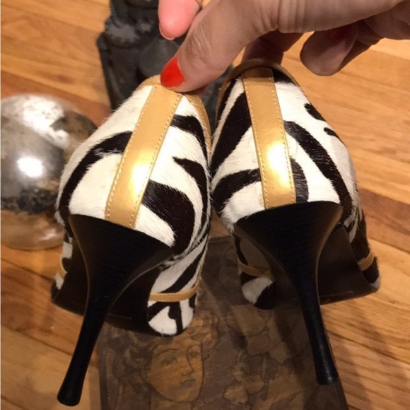 🤍NWOT Vintage Retro pumps Animal Pep Haircalf Rhinestone Embellish Brooch Pin - Picture 5 of 8